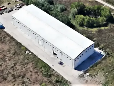 Clădire industrială albă pe teren hală vânzare Otopeni Ilfov